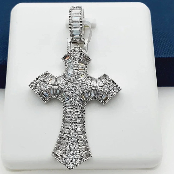 "925 Sterling Silver Plated CZ Pendant, EVBRS331 - Picture 2 of 8